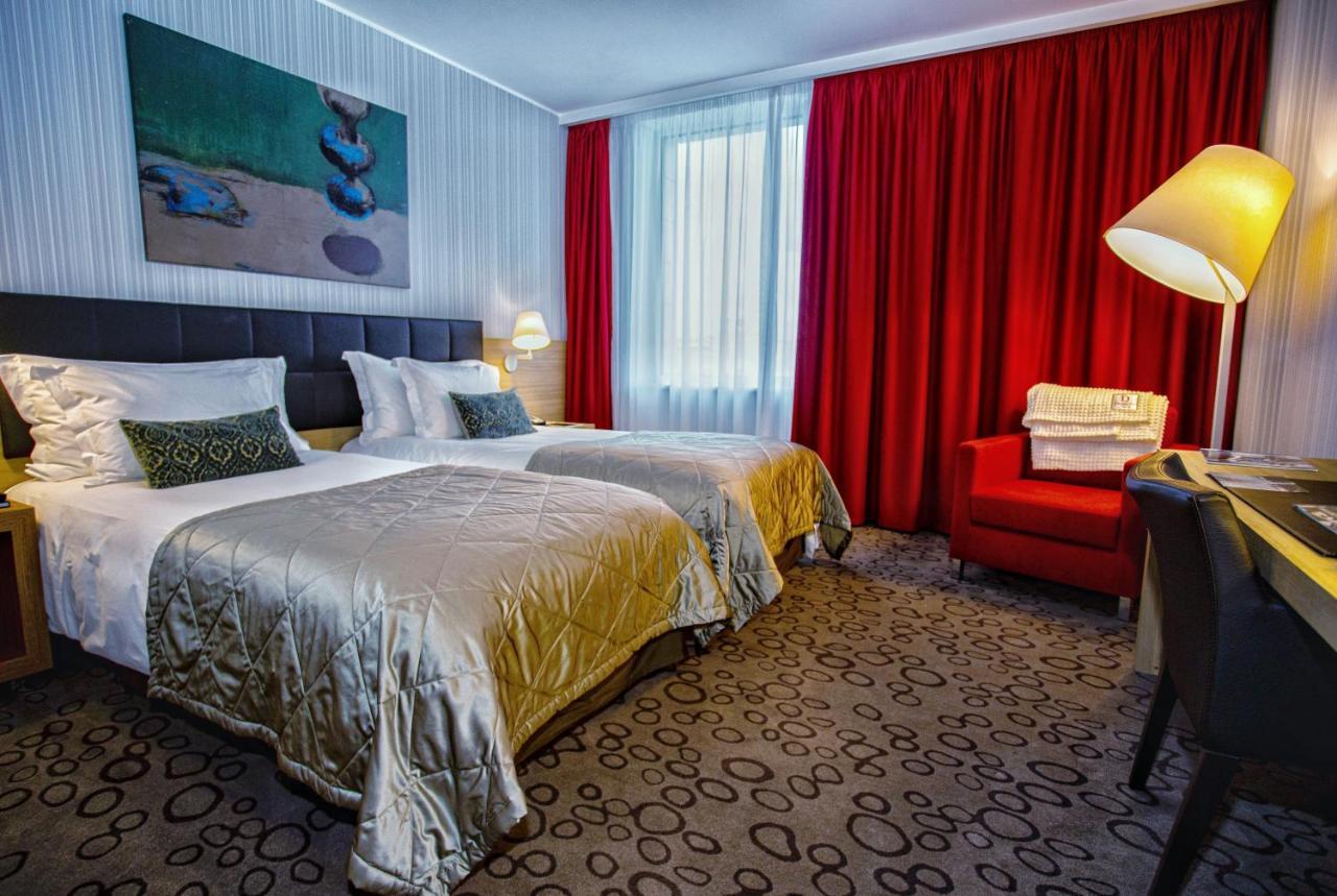 Domina Hotel Novosibirsk Luaran gambar