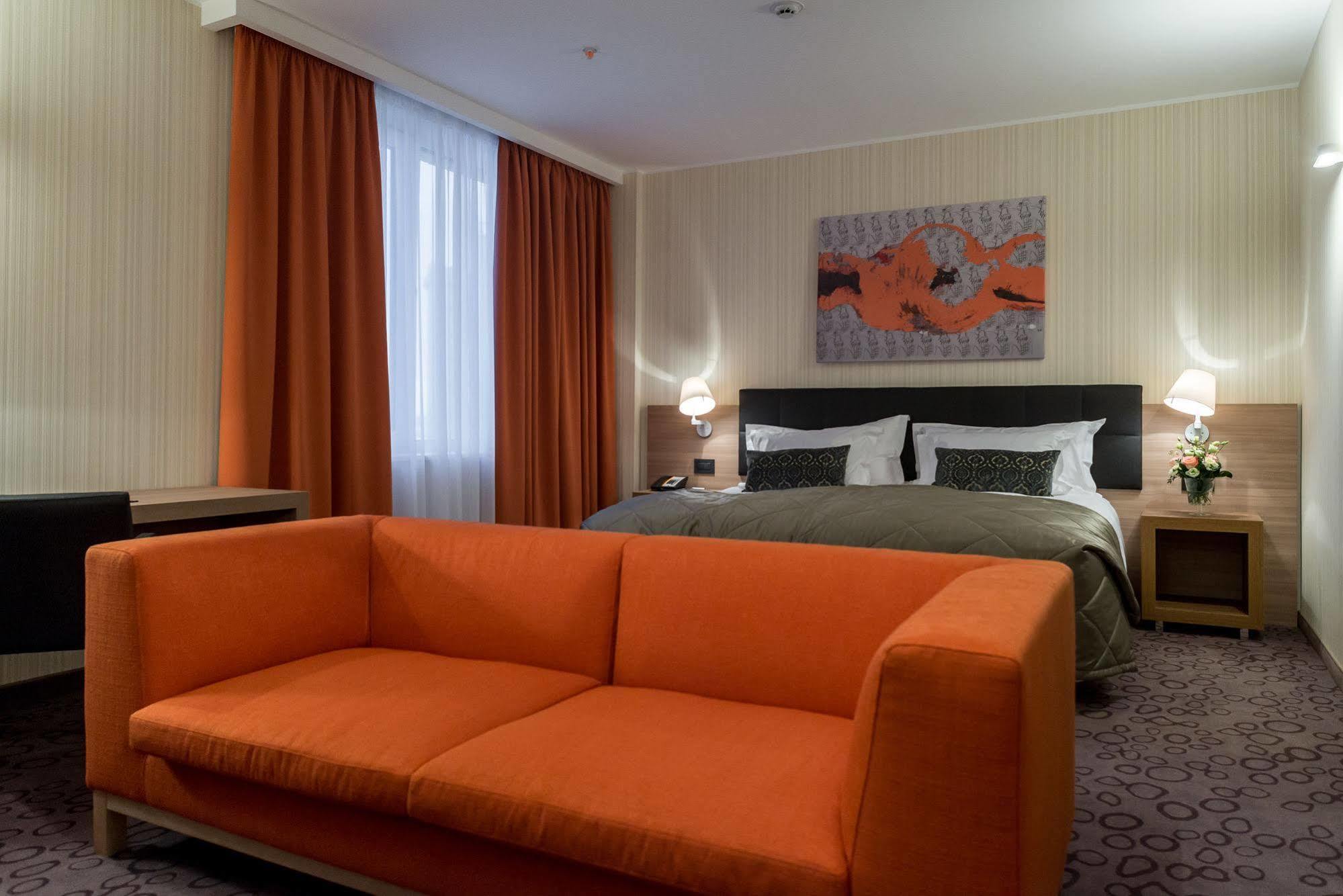 Domina Hotel Novosibirsk Luaran gambar